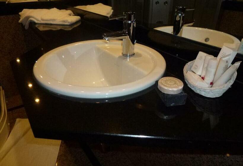 豪华房间, Kasteel Van Nieuwland