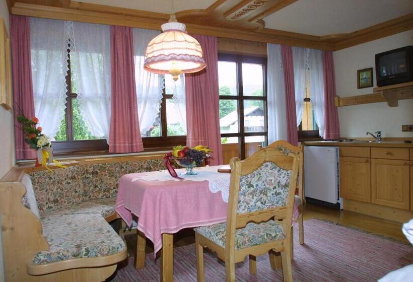 Апартаменты 1 Спальня, Neuwirt