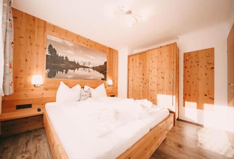 آپارتمان 1 خوابه با چشم‌انداز باغ, Posers Bergwelt B&b