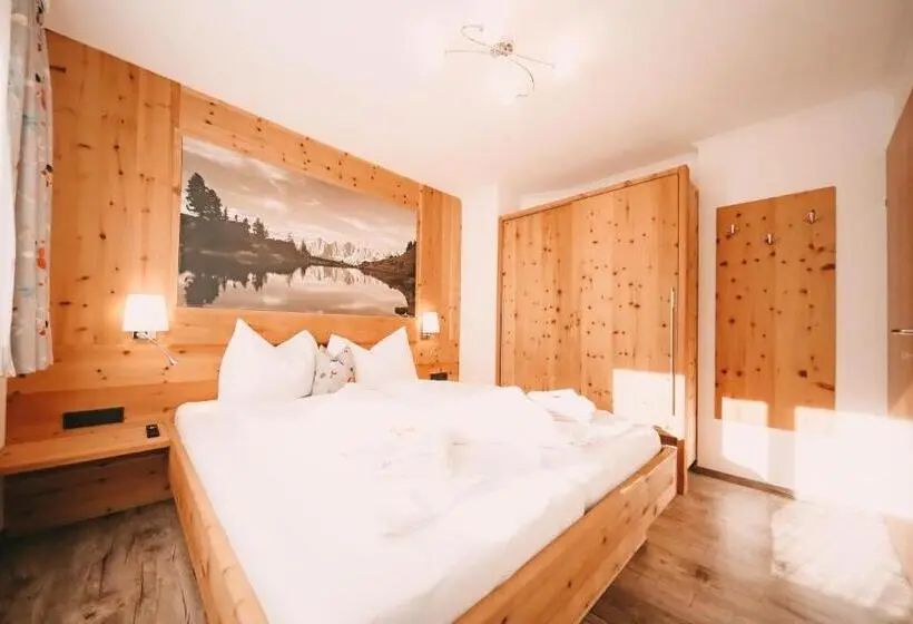 庭の見える１ベッドルームアパートメント, Posers Bergwelt B&b