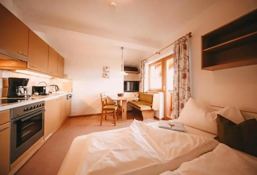 バルコニー付き１ベッドルームアパートメント, Posers Bergwelt B&b