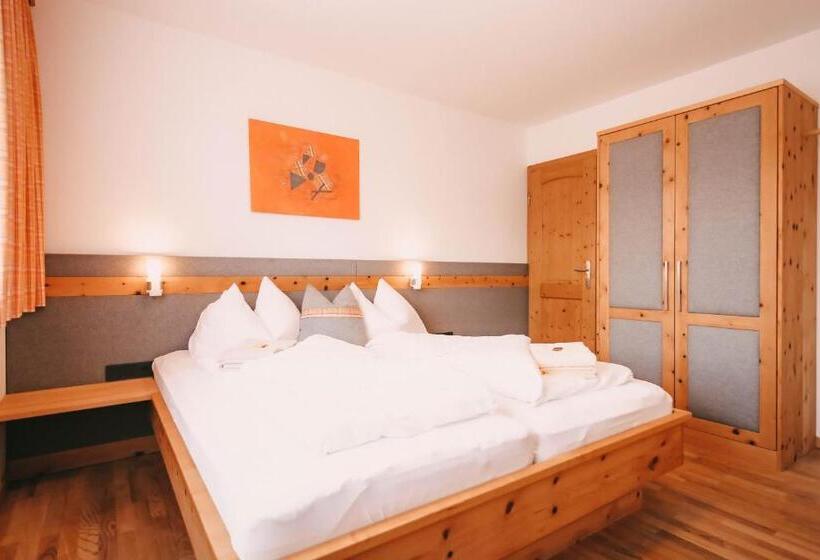 آپارتمان 1 خوابه با چشم‌انداز, Posers Bergwelt B&b