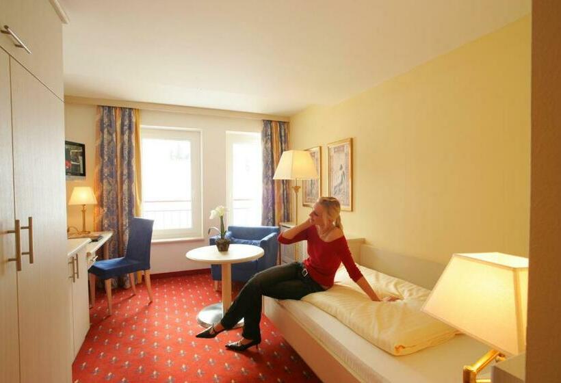 חדר סטנדרט יחיד, Römerhof Superior