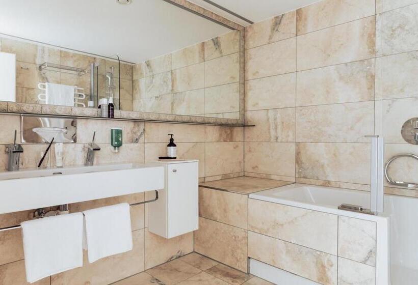 סוויטת ג'וניור, Römerhof Superior