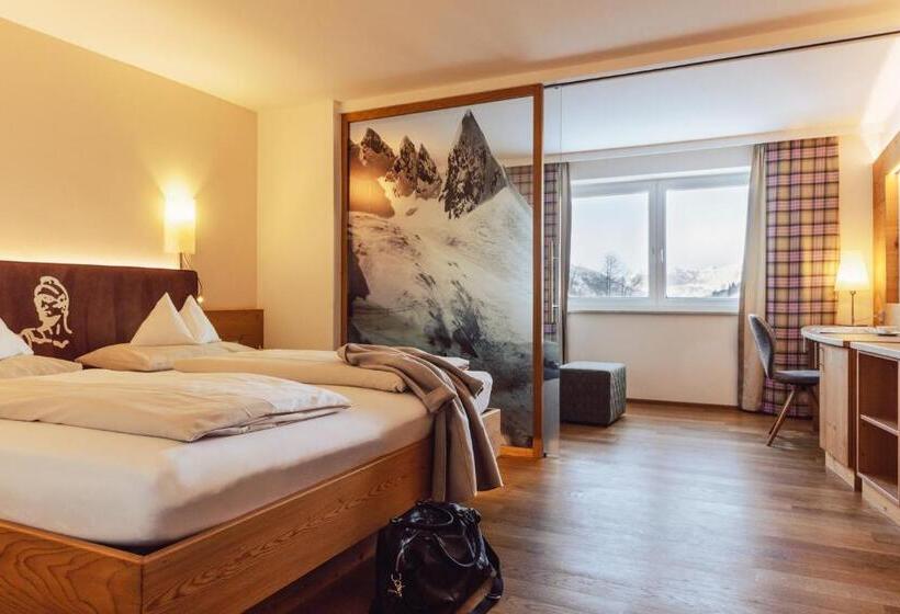 סוויטת ג'וניור, Römerhof Superior