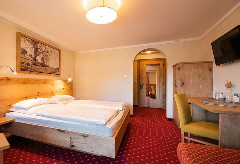 חדר סטנדרט לשלושה, Senningerbräu