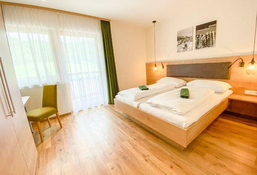 Habitació Estàndard, Starchlhof