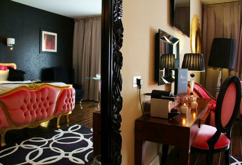 غرفة قياسية, The Talbot