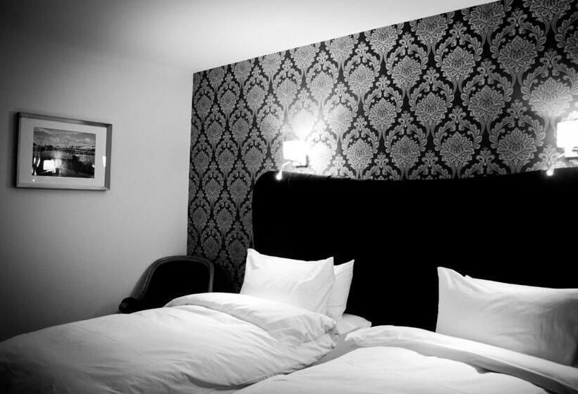 غرفة قياسية, The Talbot