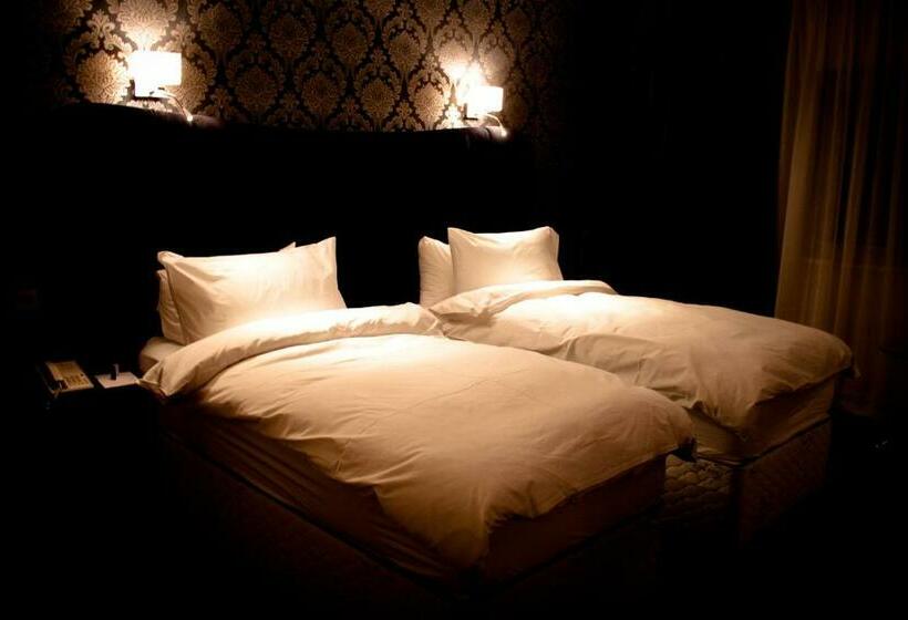 غرفة قياسية, The Talbot