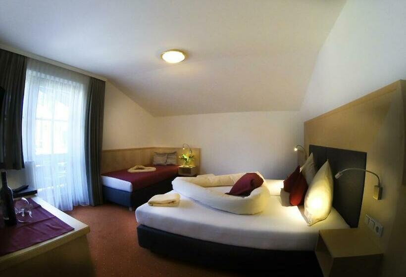 غرفة قياسية ثلاثية مزودة بشرفة, Unser Unterberg