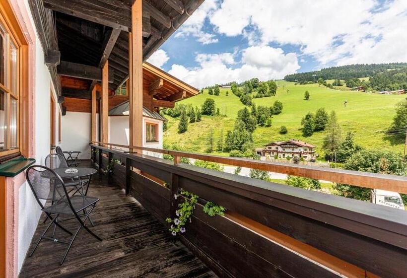 غرفة قياسية ثلاثية مزودة بشرفة, Unser Unterberg