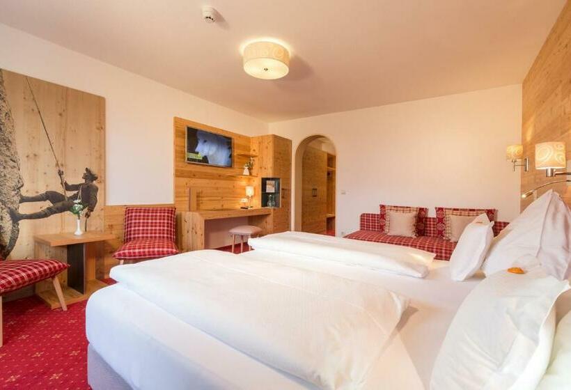 Family Room, Waldfrieden