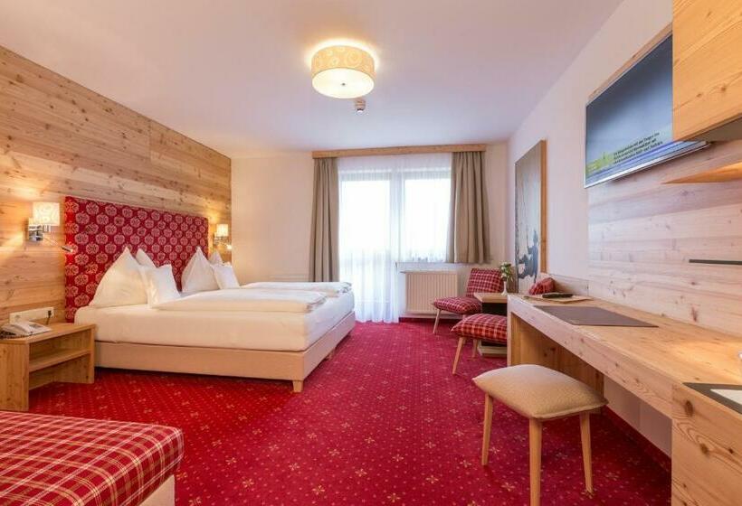 Family Room, Waldfrieden