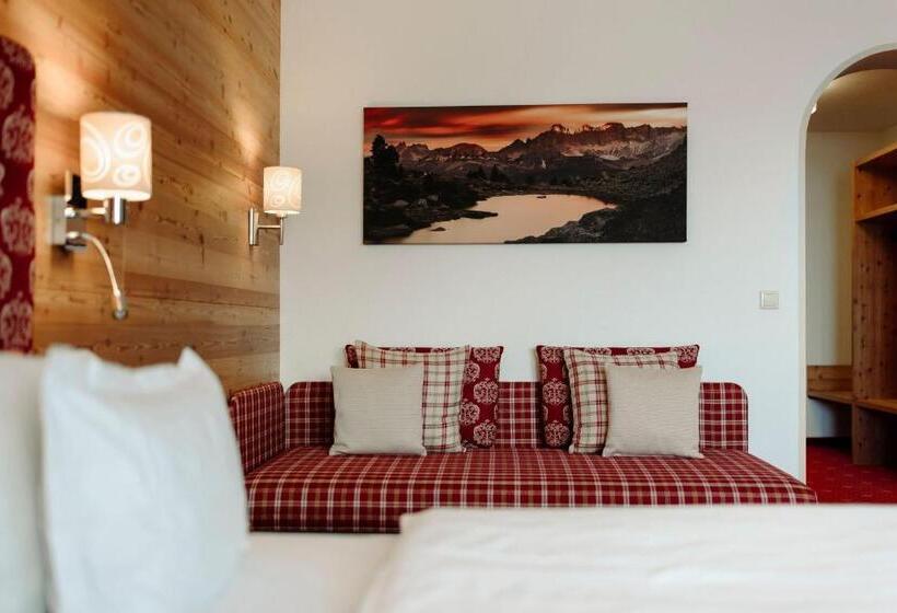 Family Room, Waldfrieden