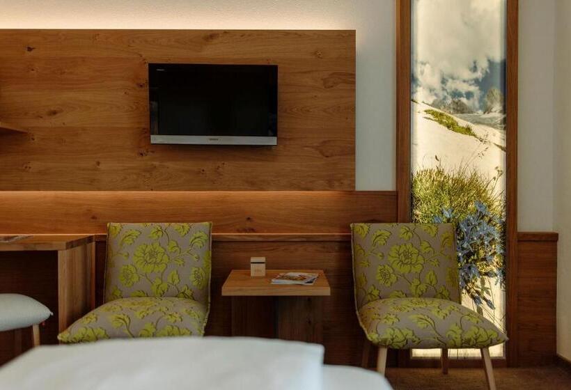 Habitació Estàndard Vista Muntanya, Waldfrieden