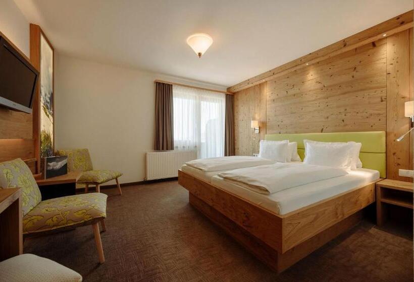 Habitació Estàndard Vista Muntanya, Waldfrieden