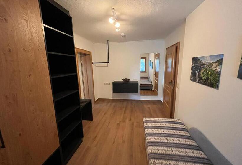 Apartament 1 Dormitori, Waldfrieden