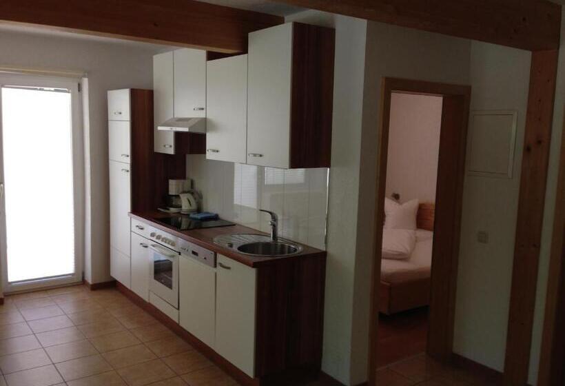 Семейный Номер Классика, Zerres