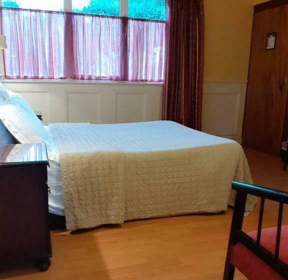 标准单人间, Kilbree House B&b