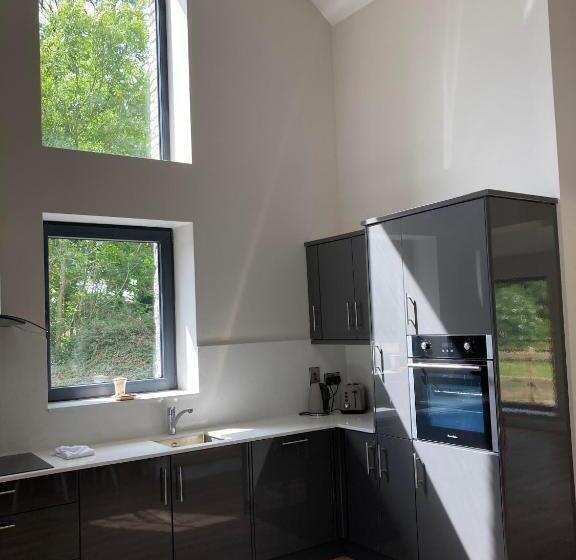 شاليه غرفة نوم واحدة, Moynure House Boutique B&b & Separate Two Bedroom Chalet