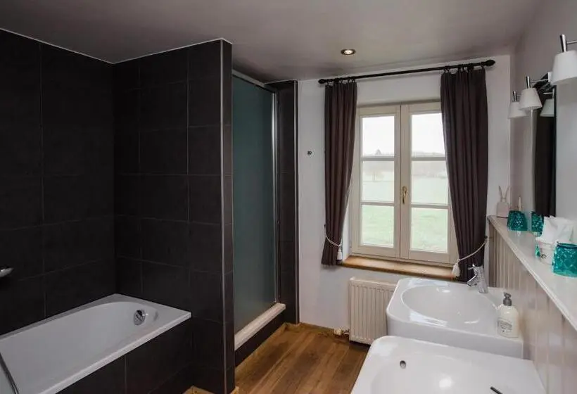 ドゥプレックスルーム, B&b Hullebrug