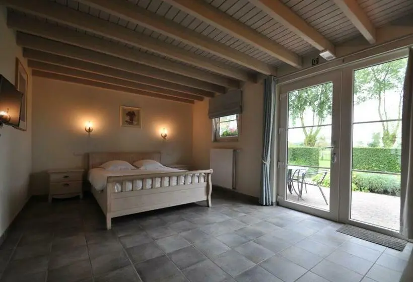 اتاق خانوادگی با چشم‌انداز باغ, B&b Knotwilgenhoeve