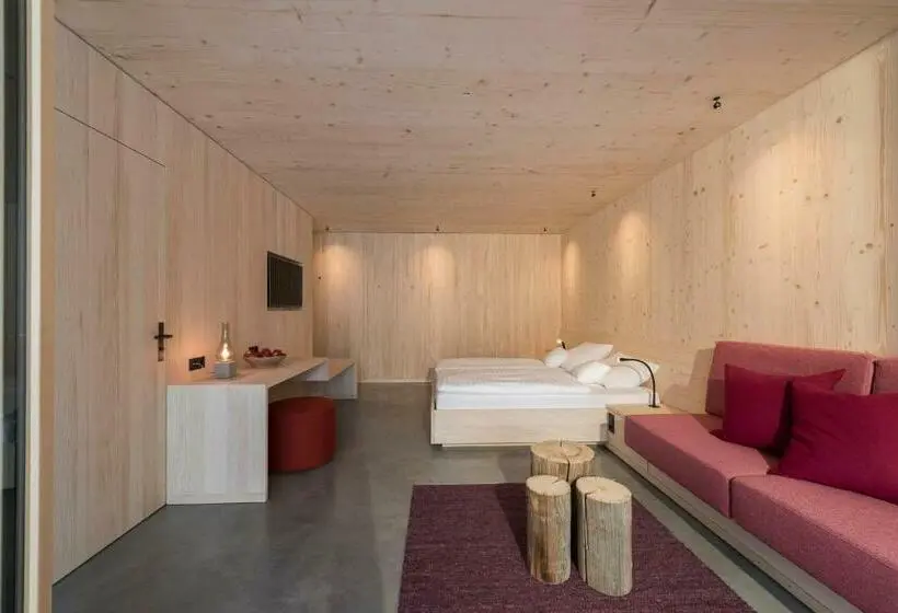 デラックススイート, Bio Hotel Oswalda Hus