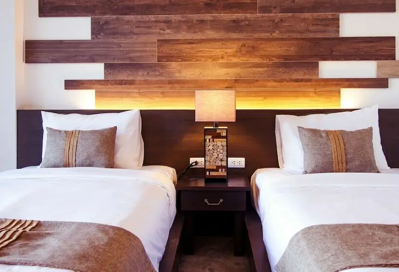 اتاق لوکس با چشم‌انداز استخر, B2 Pai Premier Resort
