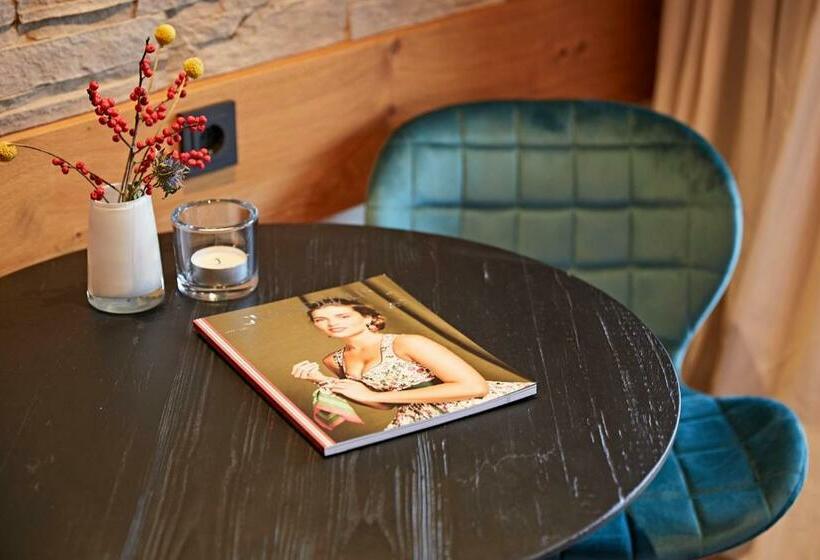 Люкс, Bio Hotel Oswalda Hus