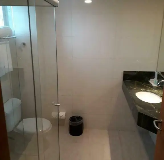 Chambre Deluxe, Bristol Umarizal Belem