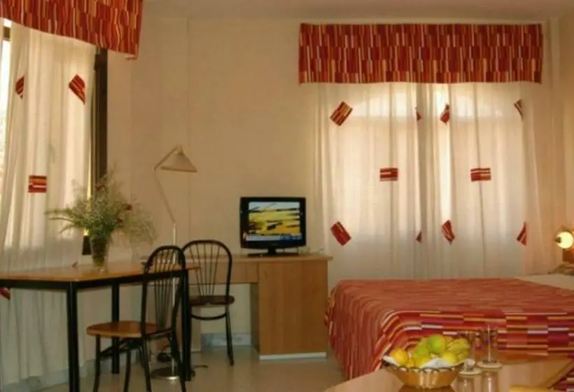 اتاق استاندارد, Crystal Hotel Asmara