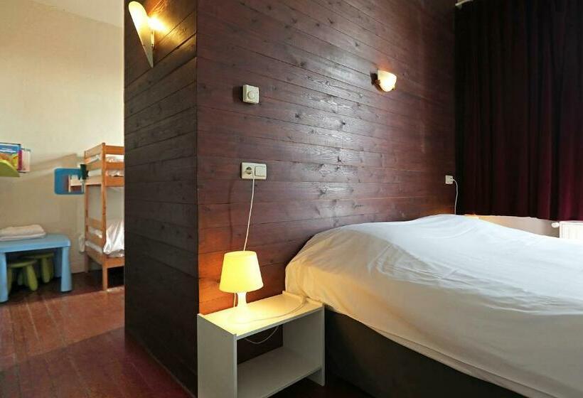 חדר סטנדרט לארבעה, De Loft