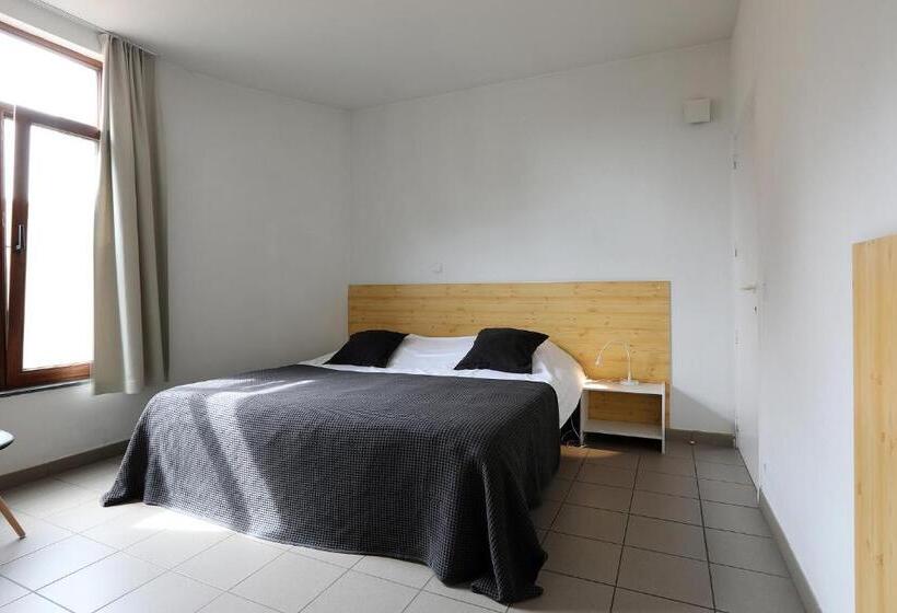 דירת שני חדרים, De Loft