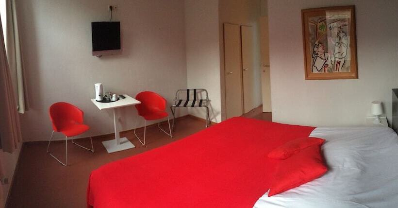 חדר סטנדרט לשלושה, De Loft