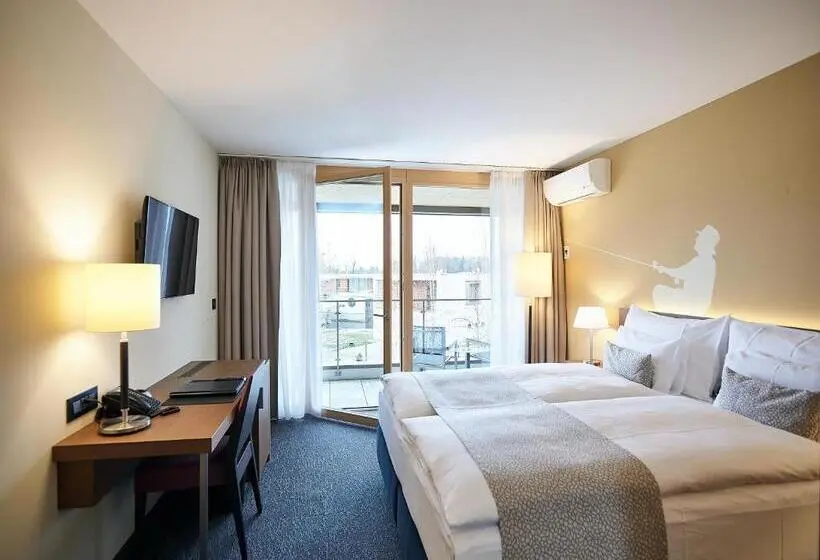 バルコニー付きスタンダードルーム, Deltapark Vitalresort