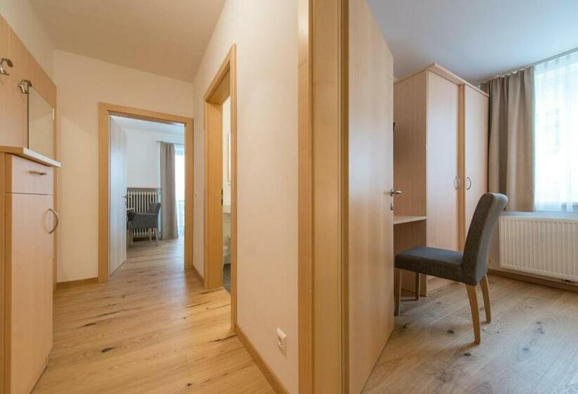 סוויטה, Lipeter & Bergheimat