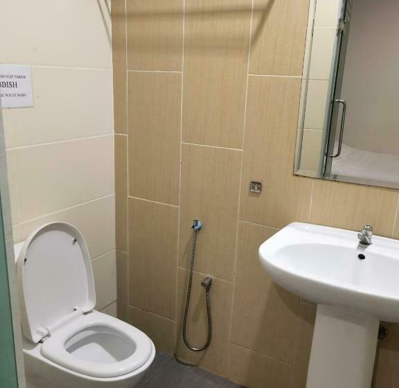 اتاق اکونومی یک تخته, Lsn Hotel Taman Connaught