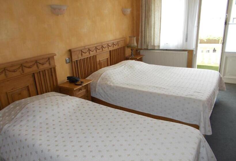 标准三人间, Manitoba