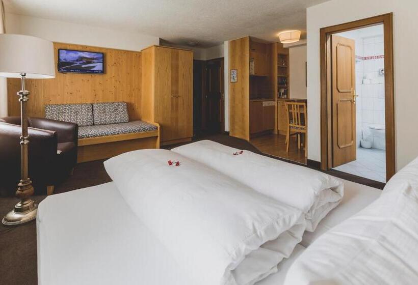 إستوديو قياسى, Montfort