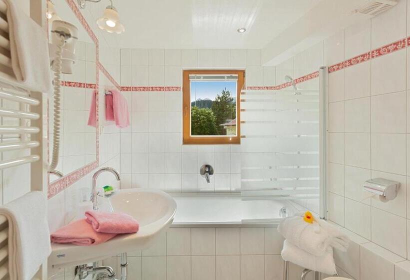 إستوديو قياسى, Montfort