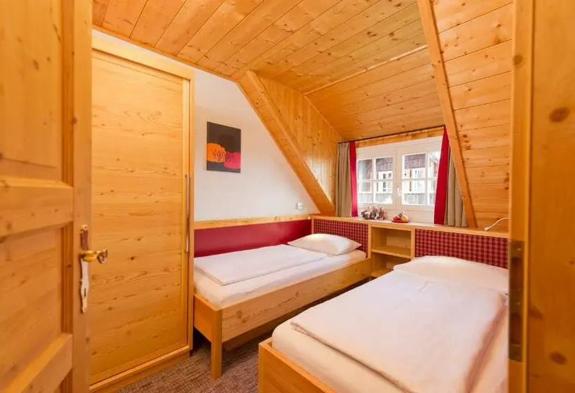 Perhesviitti, Mountain Resort Feuerberg