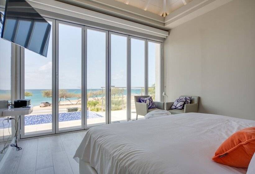 سوئیت مستر, Ocean Z Boutique