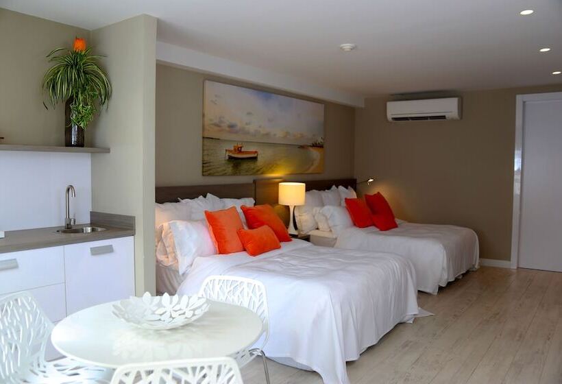 Suite Queen Bed, Ocean Z Boutique