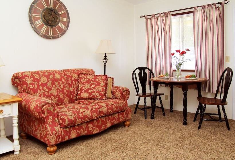 סוויטה, Redwood Suites