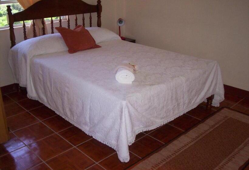 اتاق استاندارد یک نفره, The Relax Inn