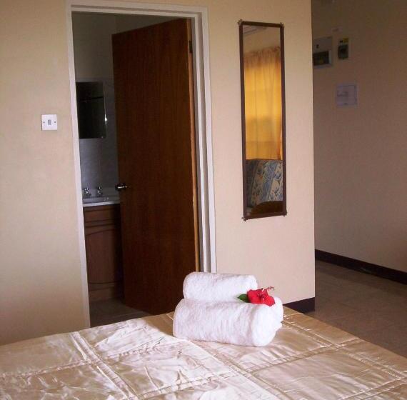 اتاق استاندارد یک نفره, The Relax Inn