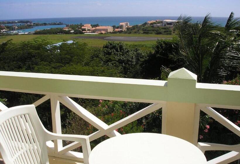 اتاق استاندارد, The Relax Inn