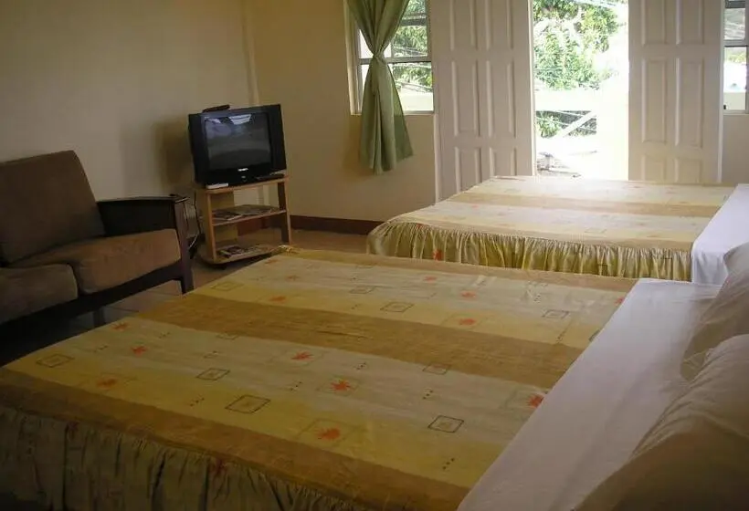 اتاق استاندارد, The Relax Inn