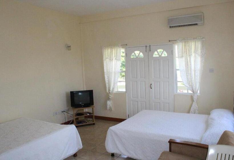 اتاق استاندارد, The Relax Inn